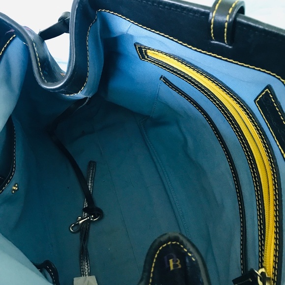 DOONEY & BOURKE Retired IT Bag - Picture 9 of 11